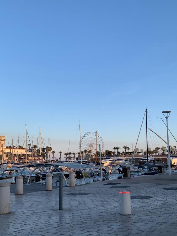 Douceurs Des Iles Apartment Fréjus Exterior foto